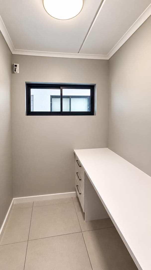 1 Bedroom Property for Sale in Sonstraal Heights Western Cape